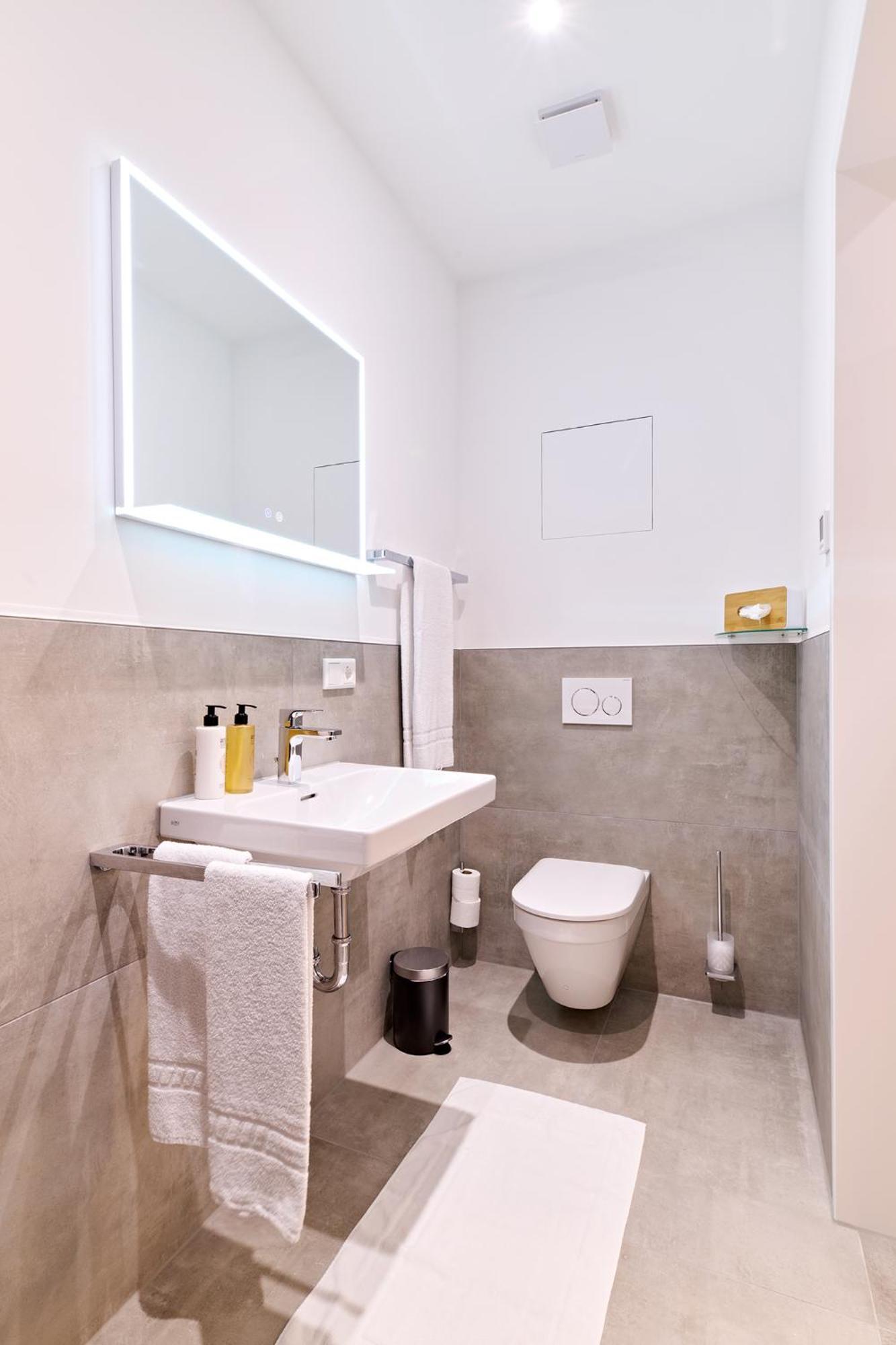 Xzllenz Traum Studio-Apartment, Frei-Parken, U-Bahn, Kueche Nürnberg Exterior foto