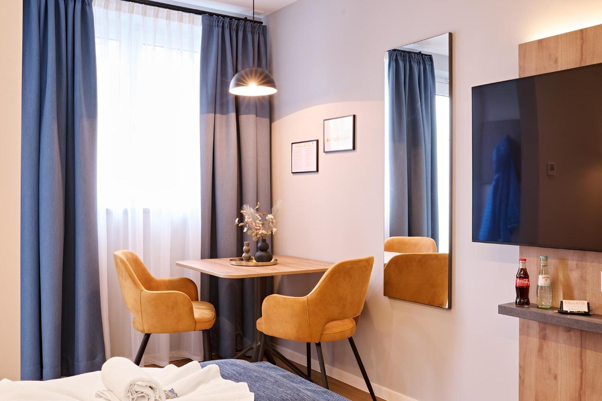 Xzllenz Traum Studio-Apartment, Frei-Parken, U-Bahn, Kueche Nürnberg Exterior foto